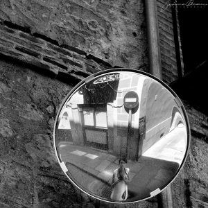 Autorretratos-MonicaRiveiro