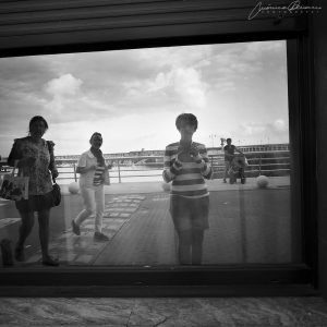 Autorretratos-MonicaRiveiro
