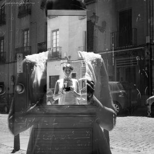 Autorretratos-MonicaRiveiro