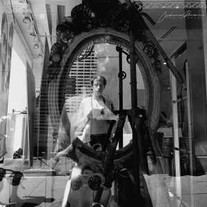 Autorretratos-MonicaRiveiro